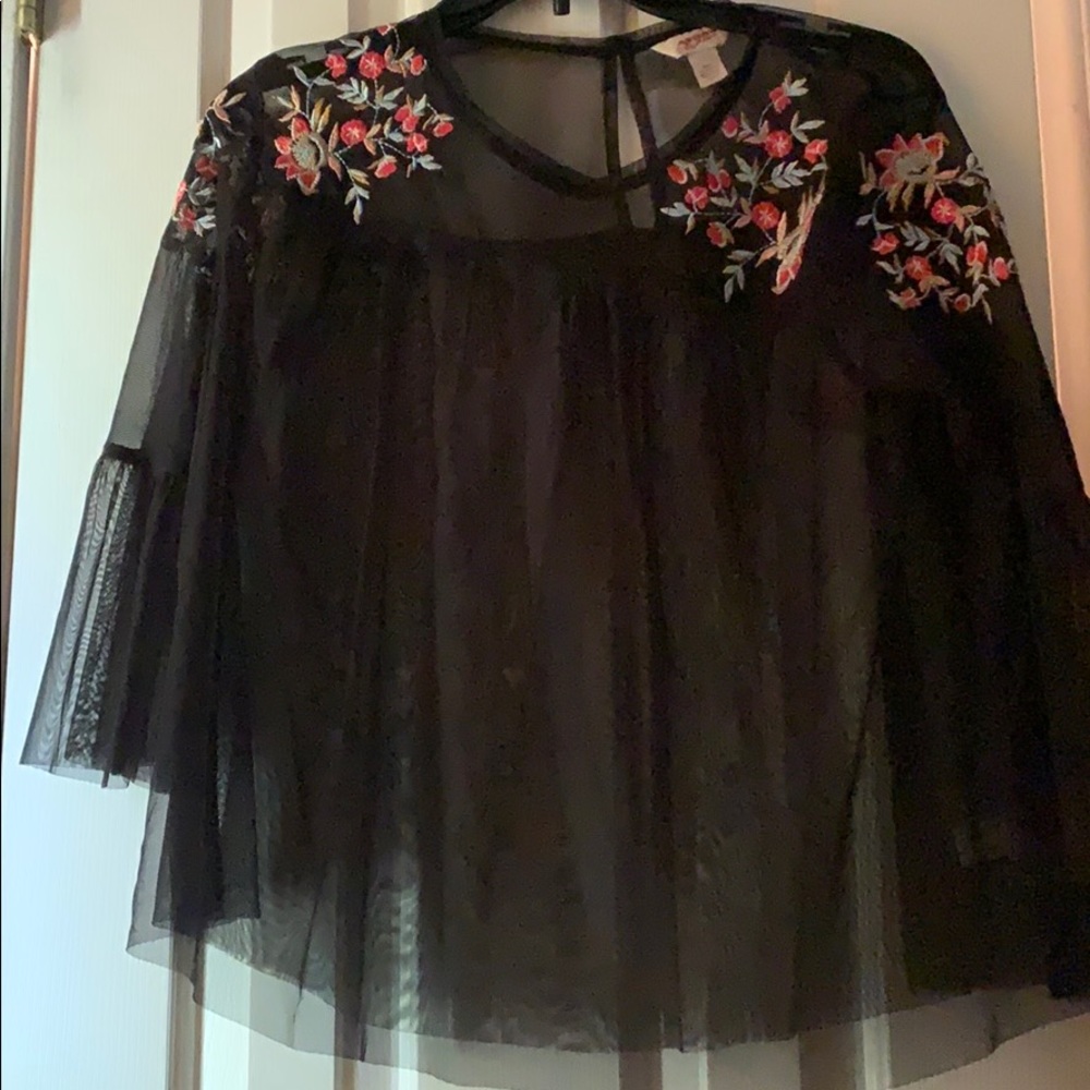 Chiffon black print top
